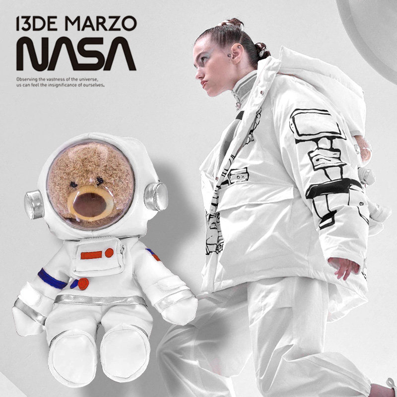 官方授权13demarzo太空小熊羽绒服nasa联名cosplay女装