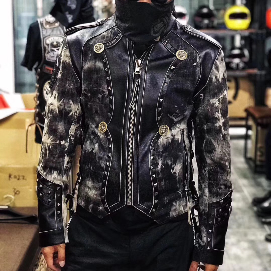 新品男士个性哈雷皮衣复古迷彩牛仔牛皮拼接机车夹克铆钉骑行服