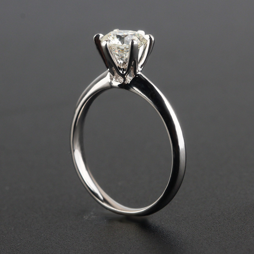 千里云gia 0.65克拉 g色 si1净度 g切工 买就送18k金经典戒托