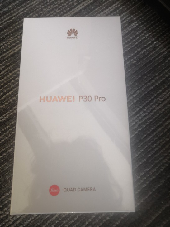 全新未拆封华为P30pro8G 256G亮黑色