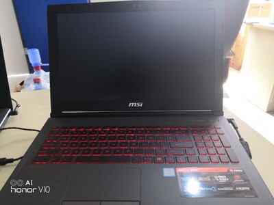 牛人表达微星GL73 8RE-633CN i7 GTX 1060 