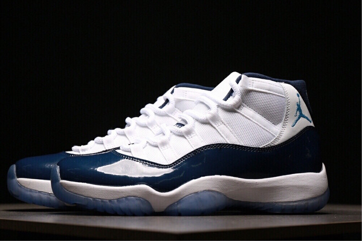 AirJordan11乔治蓝