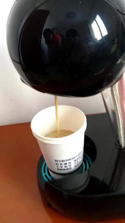 雀巢多趣酷思胶囊咖啡机朋友从新西兰带回九成新可做热冷