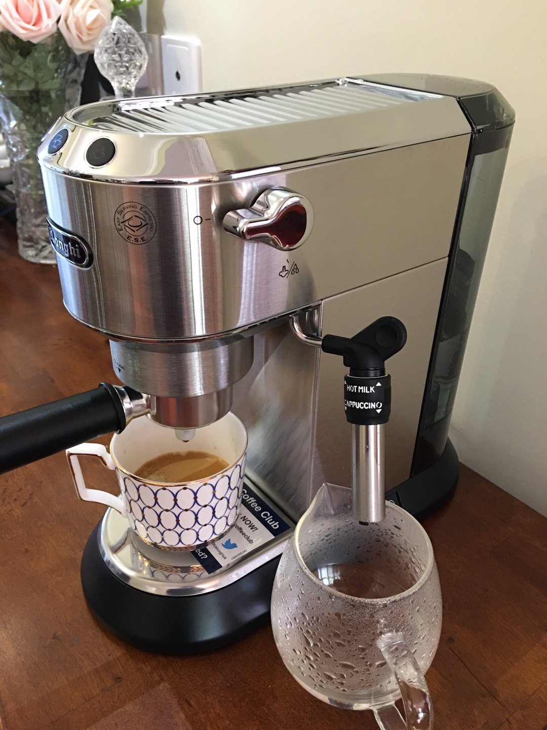 delonghi德龙咖啡机ec685值得买吗德龙ec685使用一年后的感受瞧瞧吧