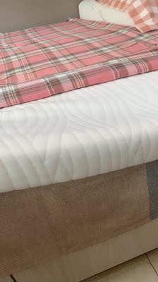 大家谈谈给父母用莱迪雅泰国天然乳胶床垫怎么样，会不会有味道？