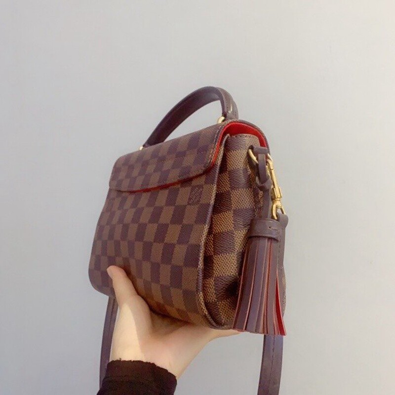 【98新】lv croiestte 女士经典老花棋盘格纹邮差包 单肩斜挎