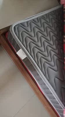 【揭秘】真实说下雅兰乳胶床垫怎么样，是天然的吗？真的有味道吗