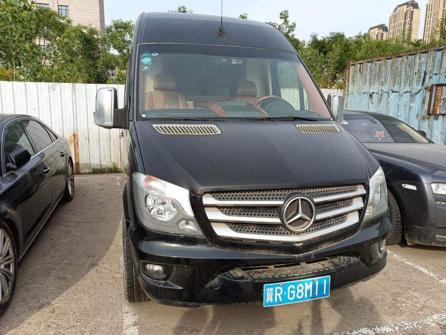 冀rg8m11号金冠圣路牌小型汽车一辆网络拍卖公告