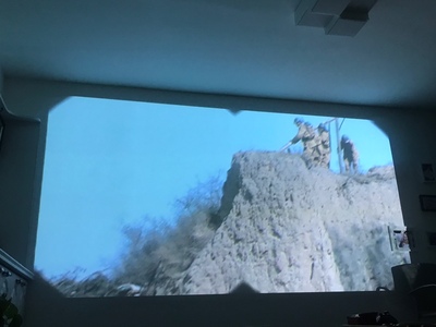 【使用对比】当贝投影仪F1怎么样?是杂牌吗?优缺点是?