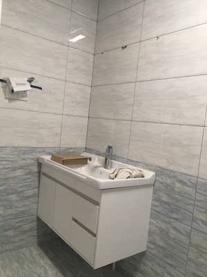 真实使用揭秘,不看后悔,YING鹰卫浴实木浴室柜怎么样。