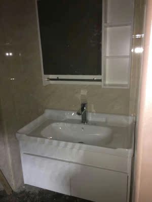 吐槽体验:欧路莎纯白实木浴室柜怎么样?我的真实感受