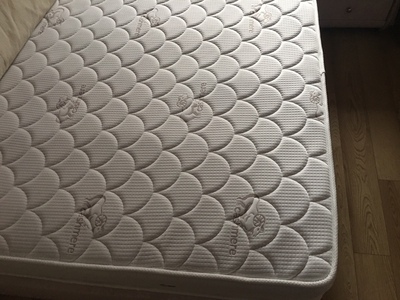 评测：金可儿乳胶床垫怎么样？到底是不是真乳胶？
