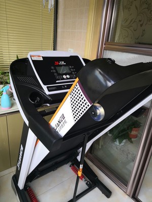 老铁揭秘,锐步和亿健跑步机哪个好?哪个减震好性价比高?