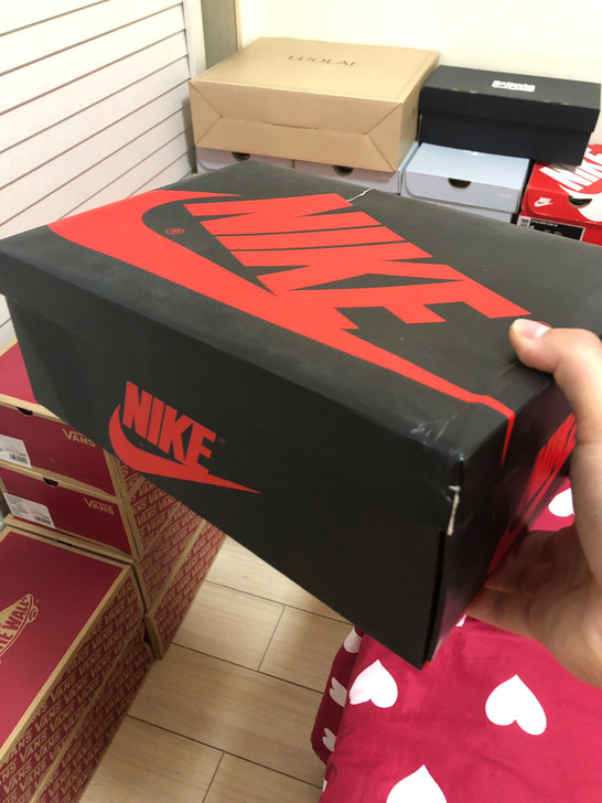 NikeAJ绿脚趾43码鞋盒555088-302