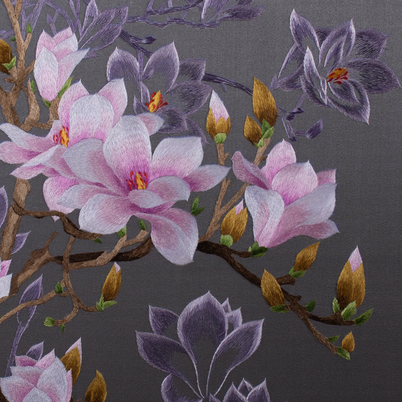 苏绣《小玉兰》刺绣