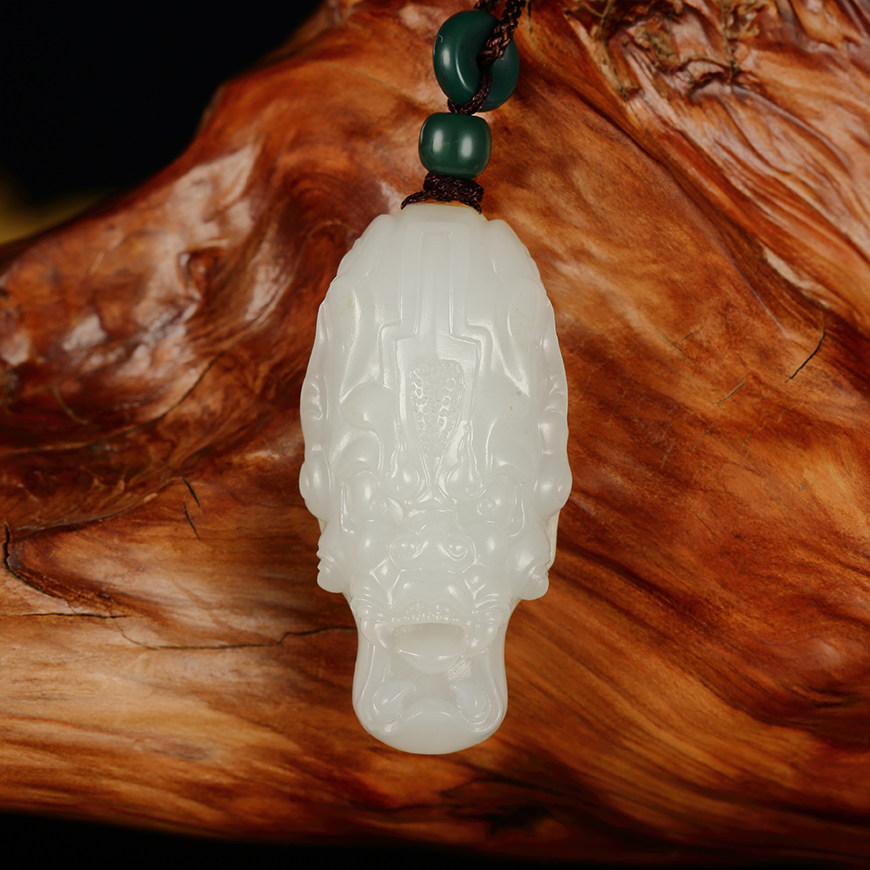 省级玉石雕刻大师仝杰作【守护】新疆和田玉兽面白玉镇宅挂件 q