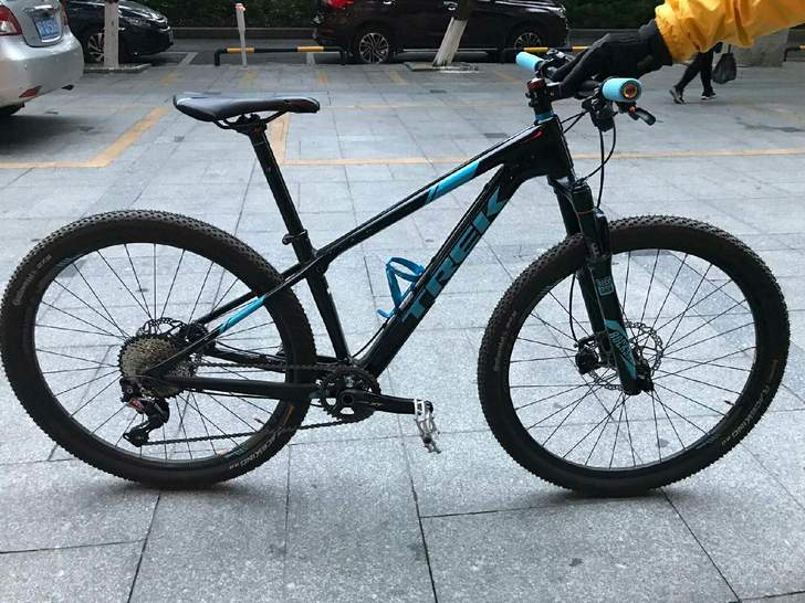 崔克17款27.5x15.5寸碳纤维微软架山地车