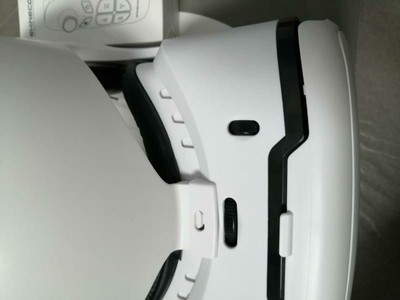 goovis g2跟pro的区别真的有那么大吗？哪个更好呢？
