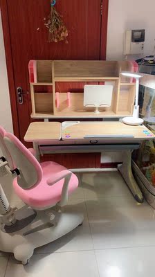 推荐一下啊，光明园迪和护童学习桌哪个好？哪个牌子靠谱