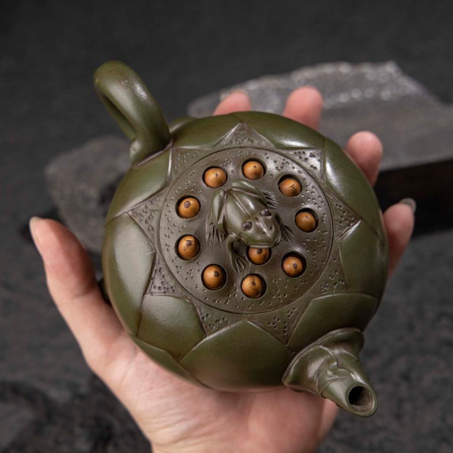 序号708:iu40《青蛙莲子》紫砂壶蒋蓉大师同款 - 司法拍卖 - 阿里资产