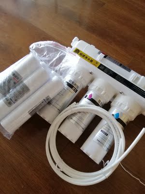 解说【吐露】怡口净水器002-3怎么样?能除水垢吗?过滤精度多少？