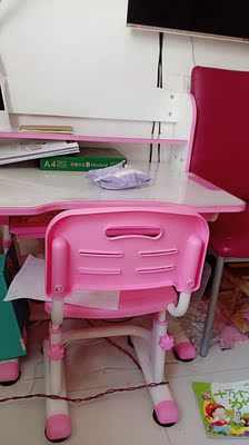 很想知道乐仙乐居儿童学习桌实木书桌怎么样?对孩子有帮助