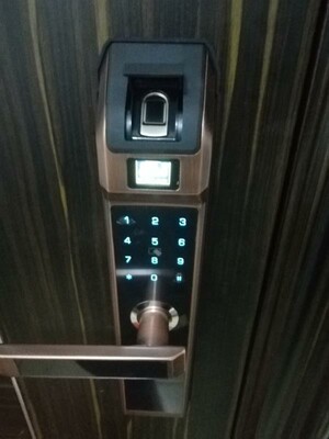 大家谈谈说说科徕尼指纹锁怎么样，有什么优缺点？方便实用吗？