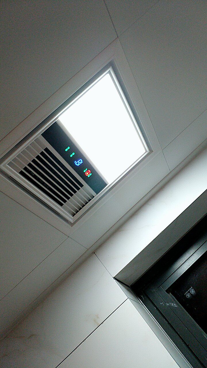 尚间z60-25lfzh-m03b浴霸怎么样?好不好,恒温吗