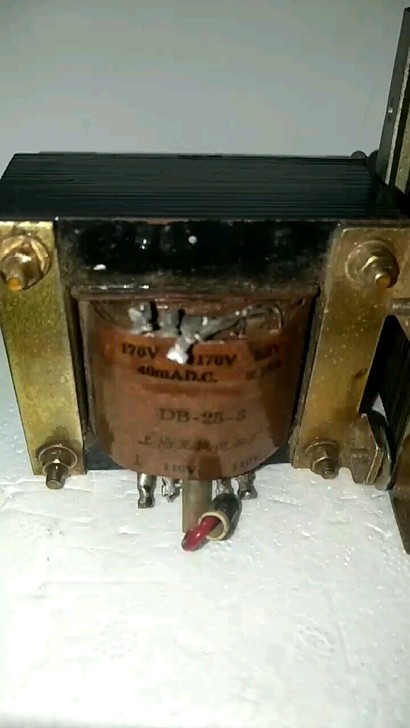 电子管收音机拆机变压器全为正品，装机即用。电源变压器
