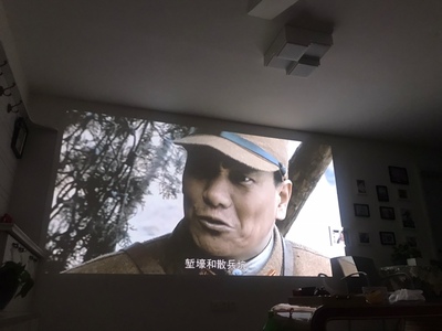 【使用对比】当贝投影仪F1怎么样?是杂牌吗?优缺点是?