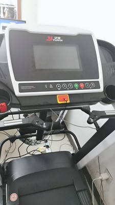 老铁揭秘,锐步和亿健跑步机哪个好?哪个减震好性价比高?