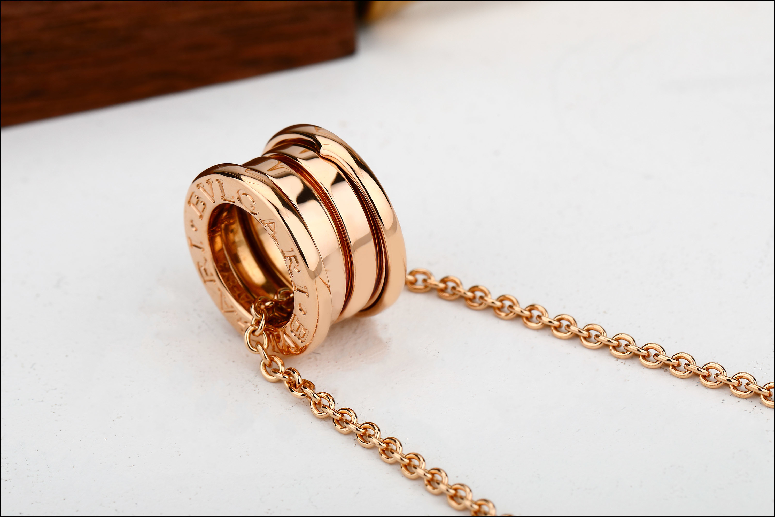 8新]宝格丽b.zero1系列玫瑰金弹簧项链cl852401/335924