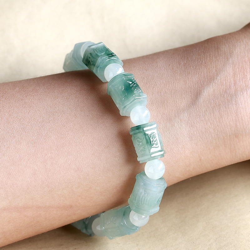 源头好货四会正品缅甸翡翠冰种飘花六字真言手串手链49.95克拍卖
