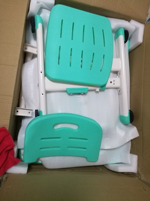 我们有话说:生活诚品儿童书桌和爱果乐哪个质量好?良心对比