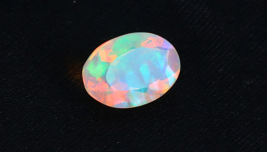 2.48克拉 超美天然变彩欧泊刻面裸石 宝光四射 设计