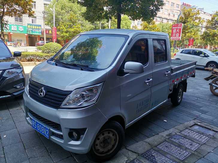 长安星卡S201，双排汽油货车，国四排放，1.26L汽油。