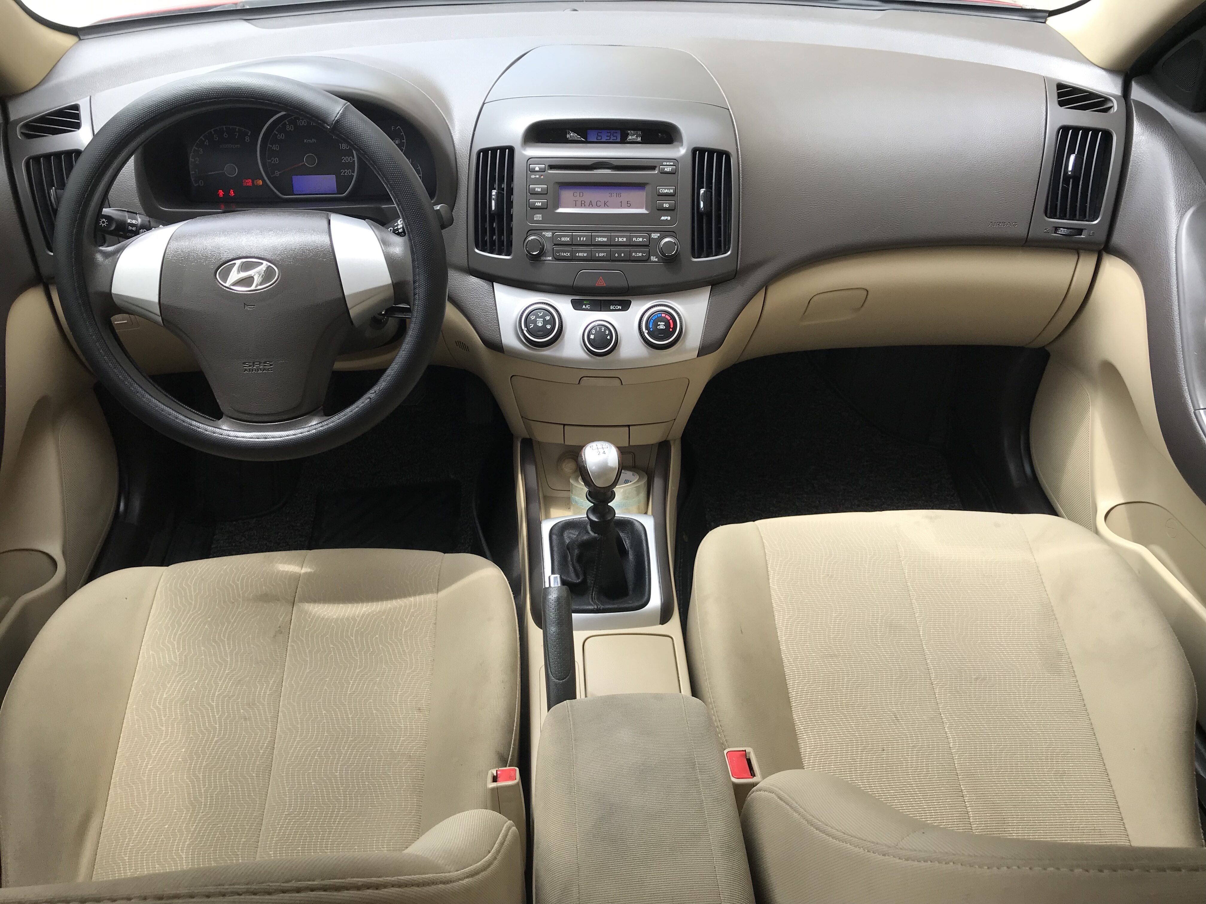 2010款 现代悦动 1.6l mt gls 宁波鄞州