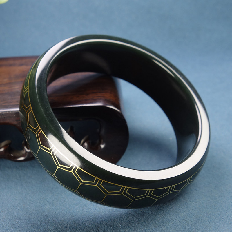 【寓意:圆圆满满】和田玉青玉宽条59mm【错金手镯】85.09g
