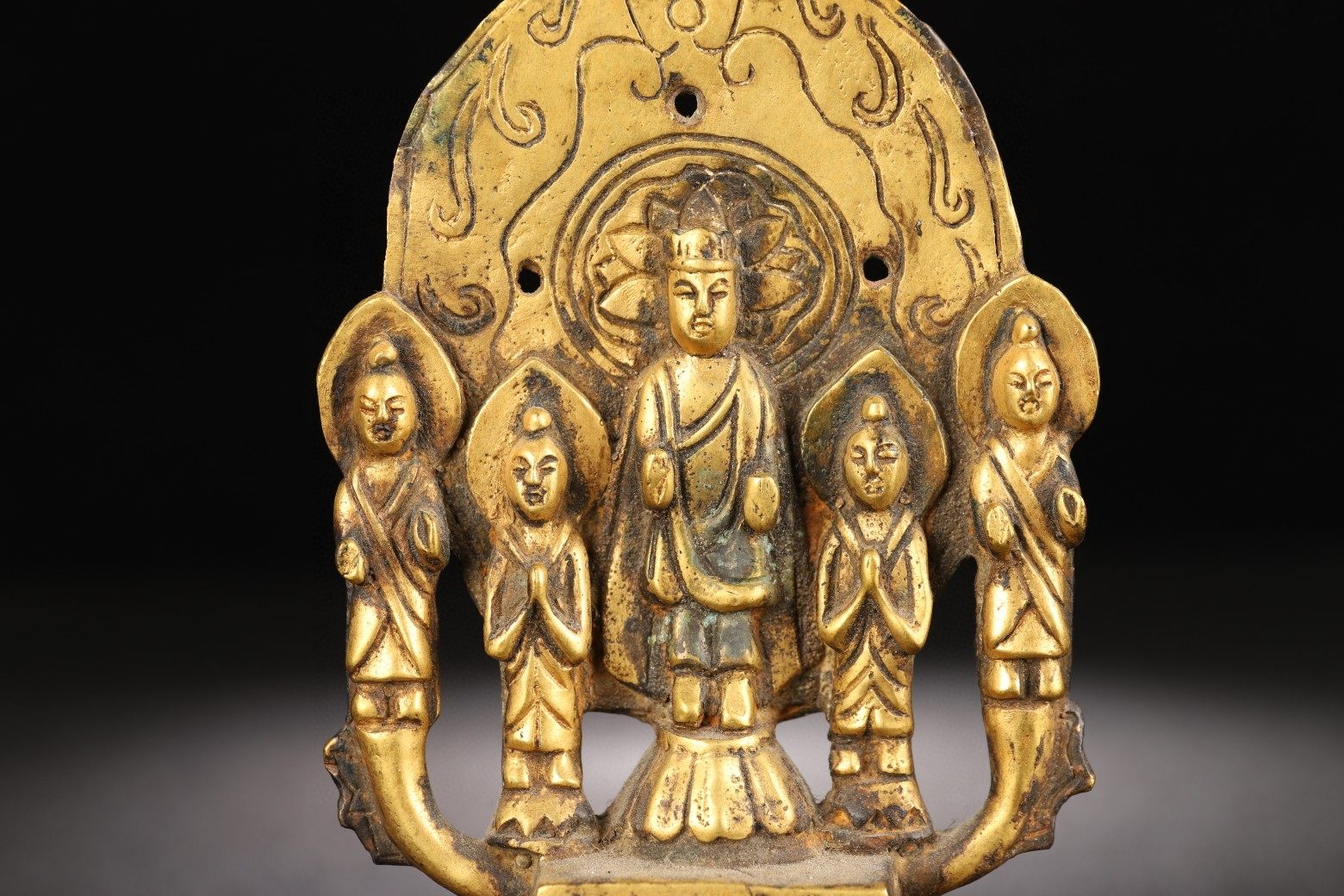 【鬼市】a1761 旧藏铜鎏金板凳佛 高15㎝宽7㎝重244g