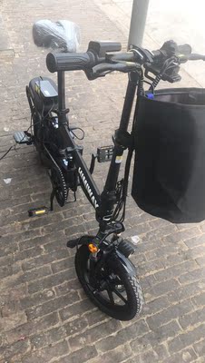 一位上班族点评比德文电动车怎么样??电池可以用多久？