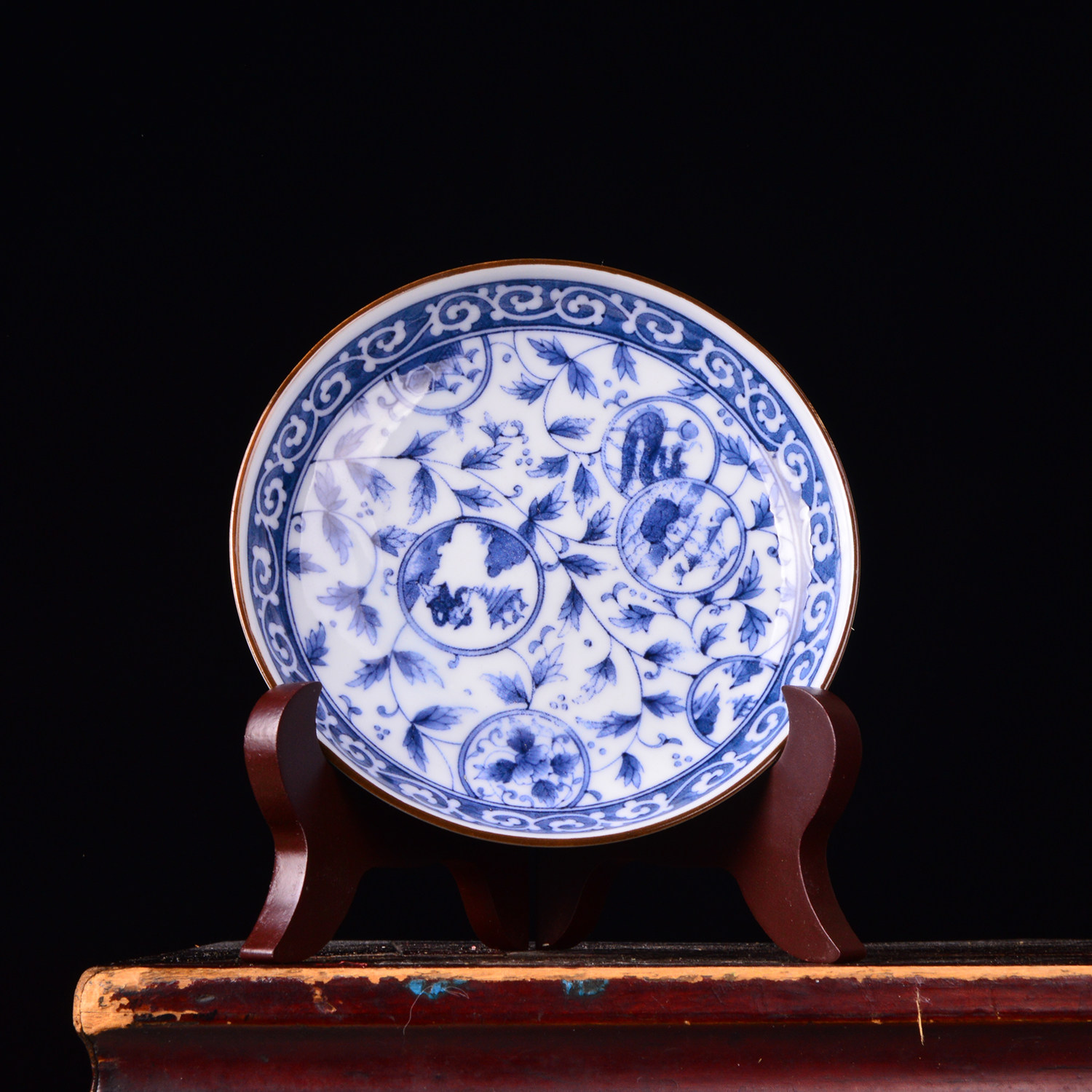 日本回流 青花缠枝满画赏盘 带落款 老物件0327