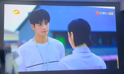 各位评测下极米Z8X和Z6X哪个好?质量怎么样?