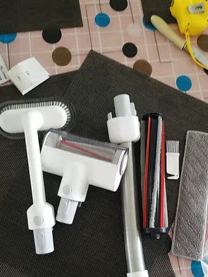 睿米与小狗吸尘器比哪个好？评测区别怎么样？