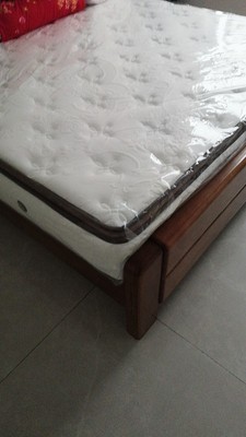 使用一年反馈:宇兰乳胶床垫怎么样?上档次吗?