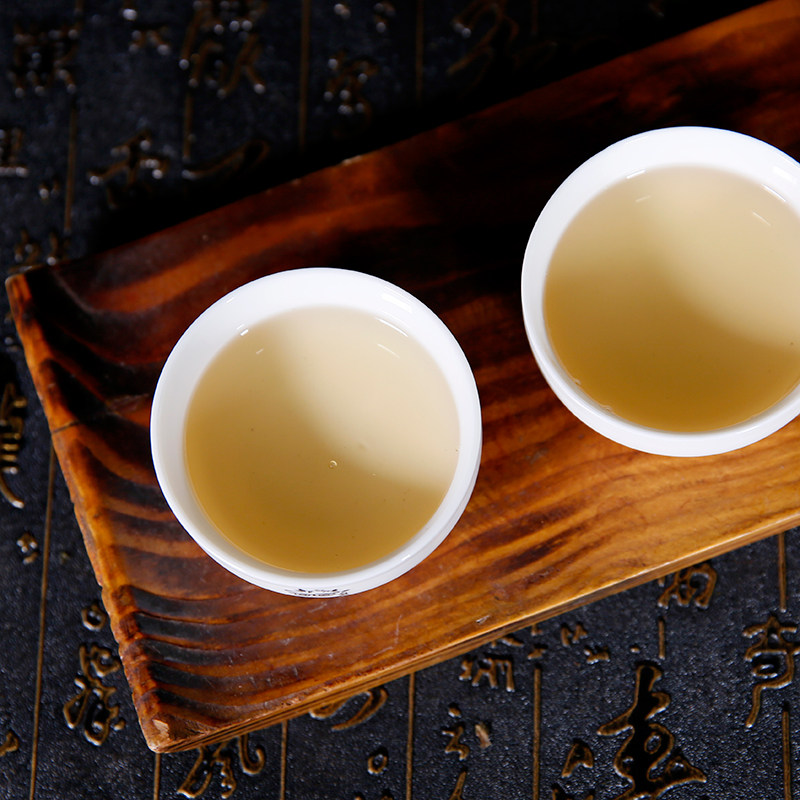 【一元拍】书呆子独孤九剑薄荷糖古树秋茶200克/饼