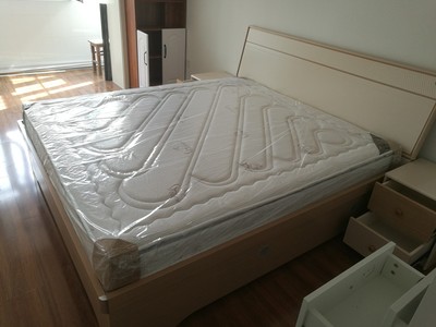 吐槽珀兰乳胶床垫怎么样，质量好不好呢？有比金橡树好吗？