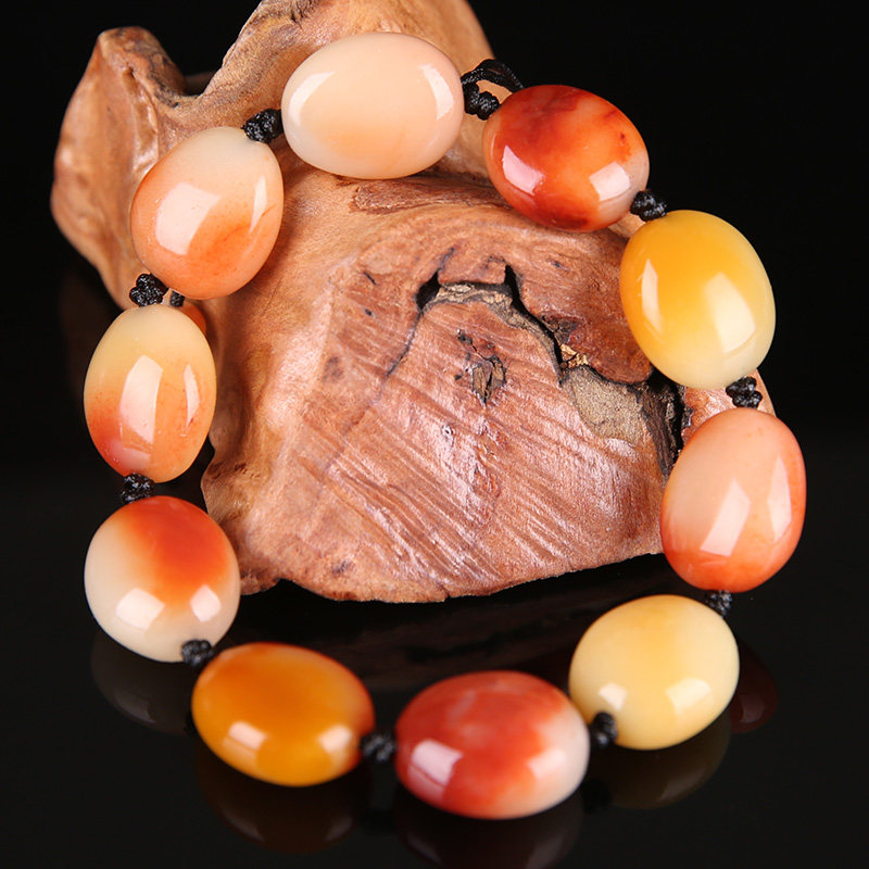 寿山石三彩芙蓉石手链 - 拍卖