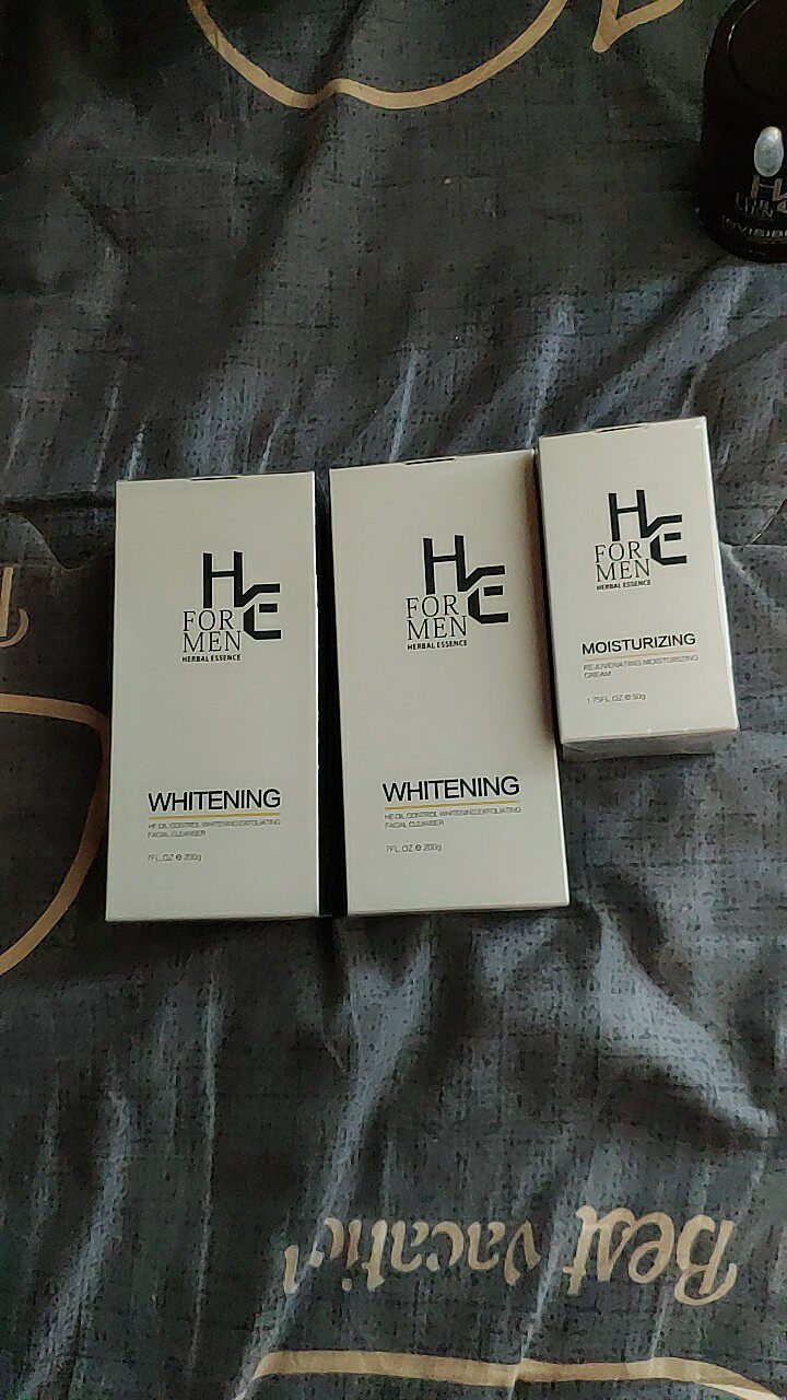 赫恩男士洗面奶套装控油祛痘去黑头变美白专用氨基酸洁面乳护肤品