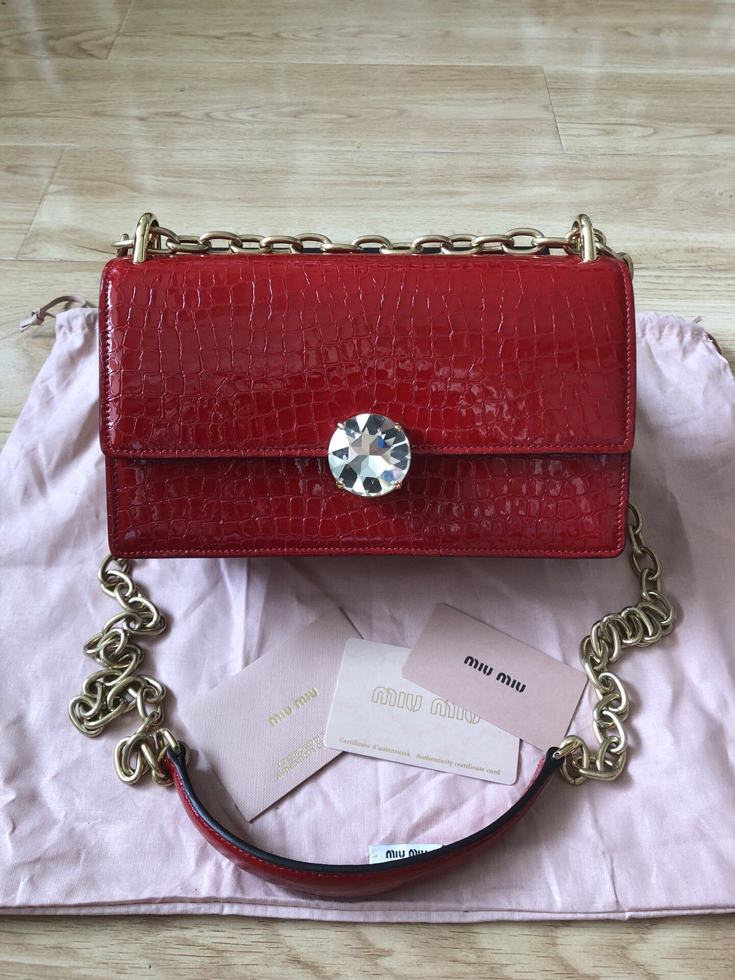 [9.9新]未使用miumiu缪缪女士漆皮鳄鱼纹大宝石链条包a1036