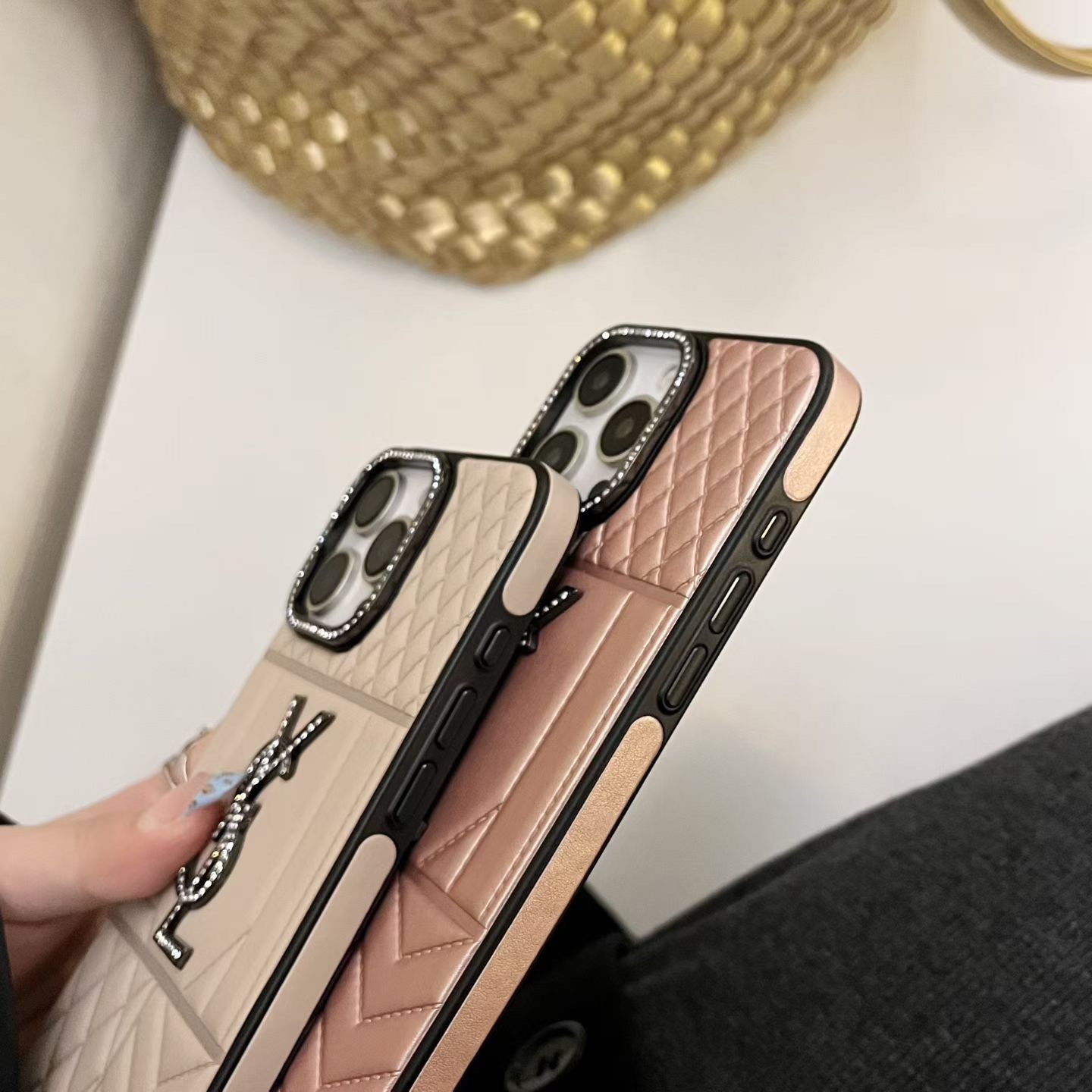 轻奢YSL手工钻标 压花皮质手机壳2026